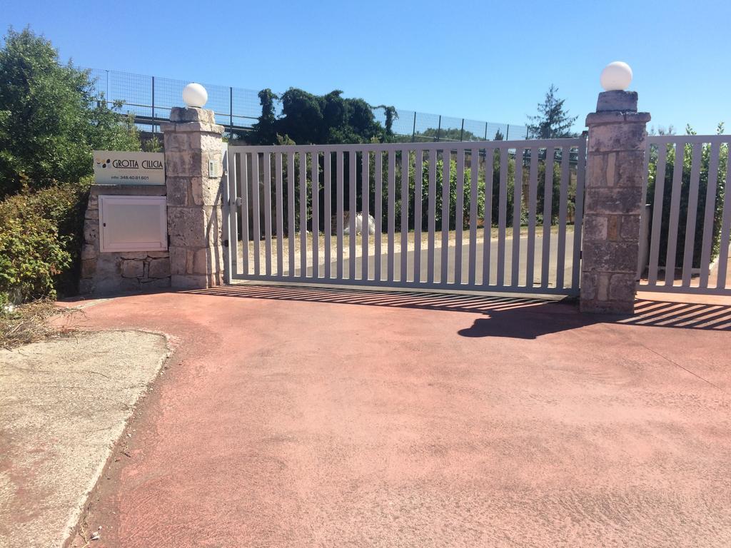 נוצ'י Grotta Cilicia B&B מראה חיצוני תמונה
